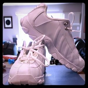 K-Swiss Women's Leather Sneakers